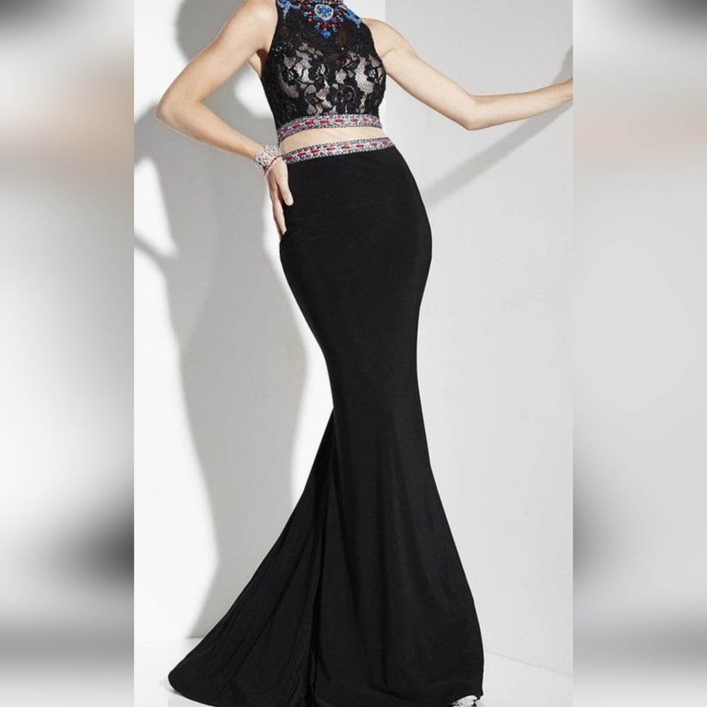 NWT! House Of WU Studio 17 Black Jeweled EvenIng Gown